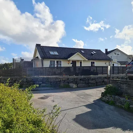 Studio Leilighet, Hoy Standar, Rett Ved Airport Appartement Bergen